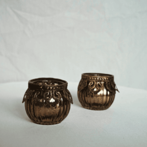 Lot de 8 mini-vases ambrés