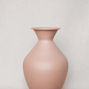 Vase en acier rosé
